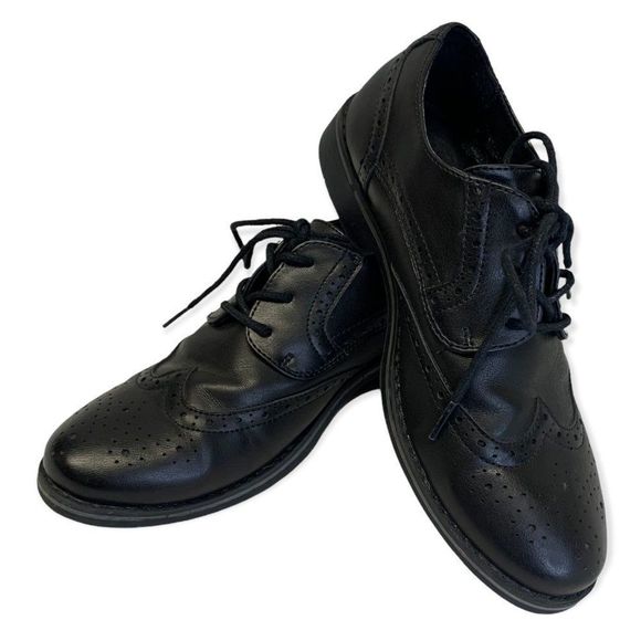 ID Required Shoes Id Required Boys Size 3 Black Wing Tip Lace Up